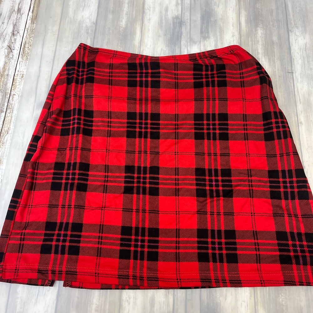 mini skirt - Picture 4 of 4